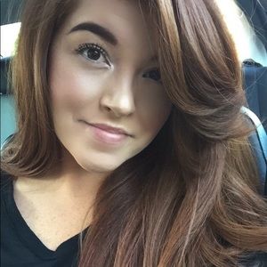 Meet your Posher, Natosha